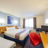 Отель Travelodge Manchester Birch M62 Eastbound, фото 9