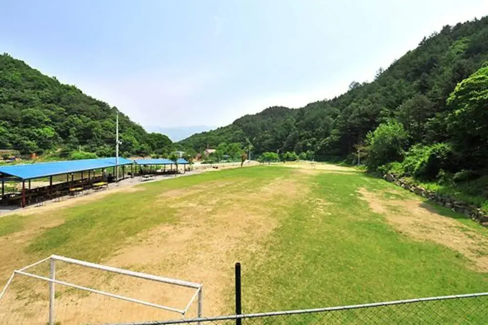 Samjung-gol Grassfield Pension