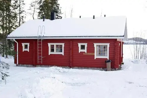 Large timber villa with splendid scenery and nature