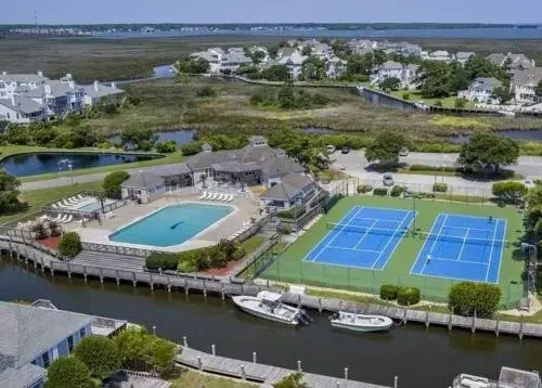 Buccaneer Village 1013 2 Br condo by RedAwning