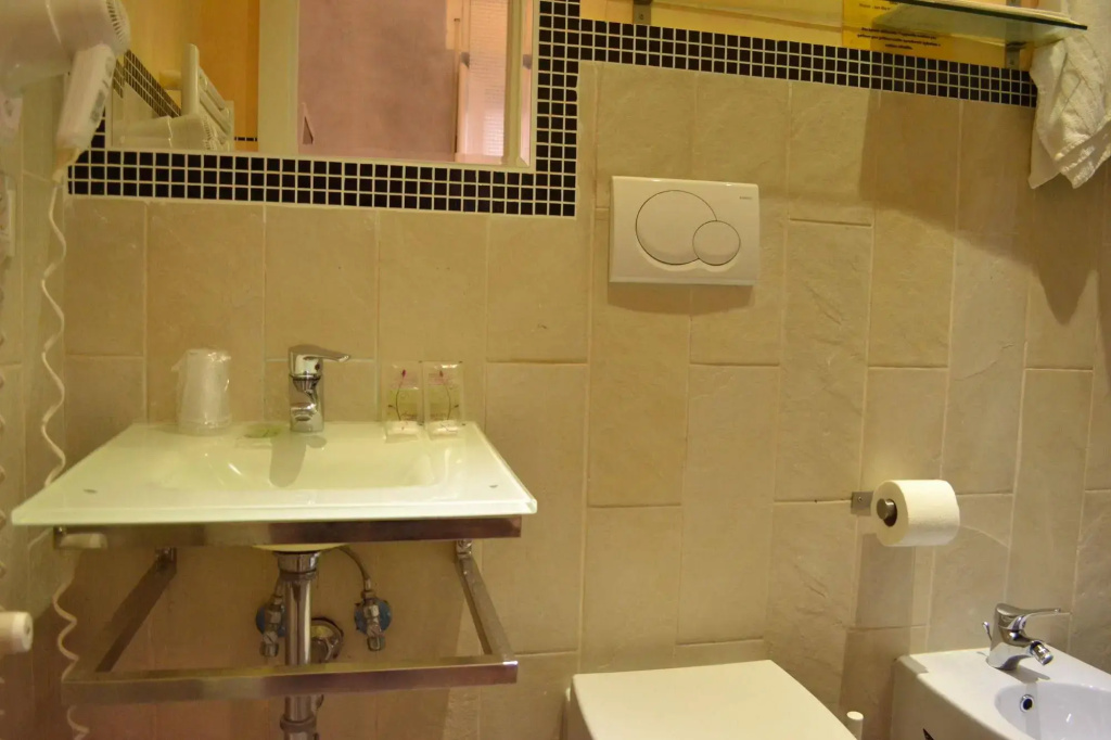 Hotel photo 28