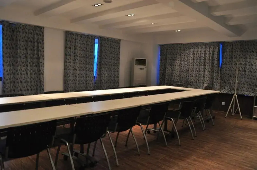 Business Centre