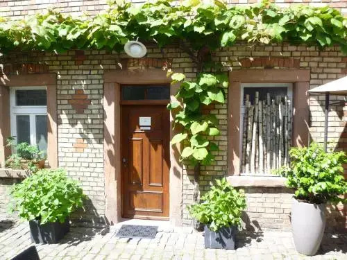 Rebstckel Gstehaus Weinhof  Vinothek