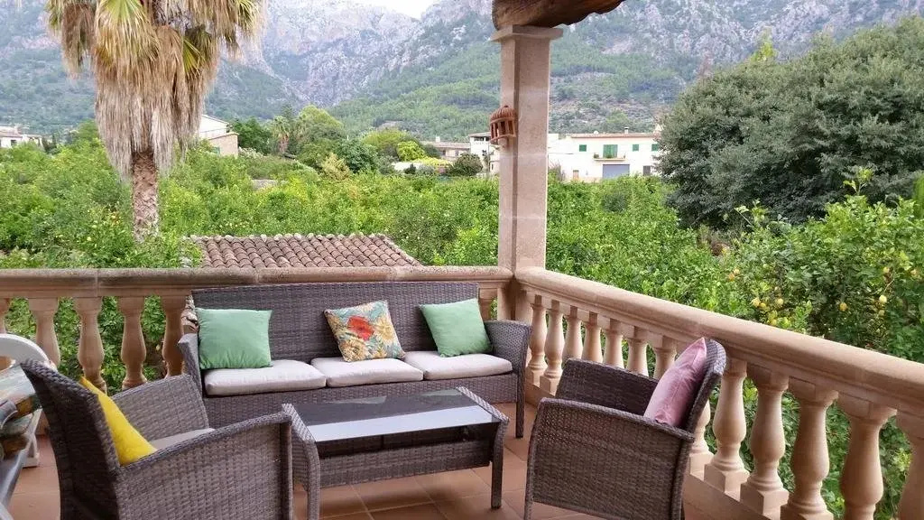 Balcony & Terrace