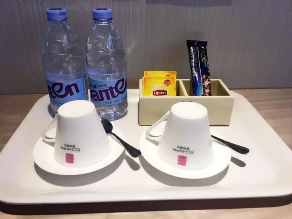 Food & Beverage