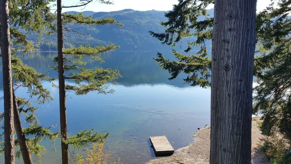 Far Summit Lake House - Three Bedroom Home