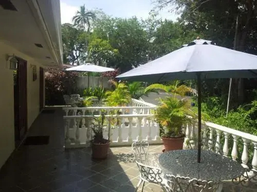 Hibiscus House Bed and Breakfast