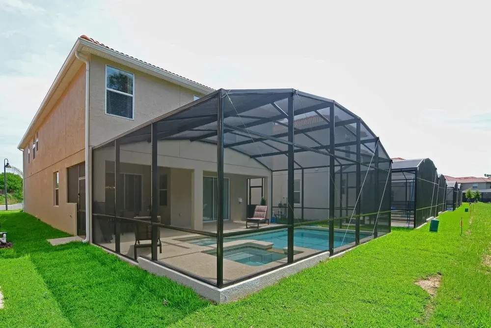Paradise Palms 8810