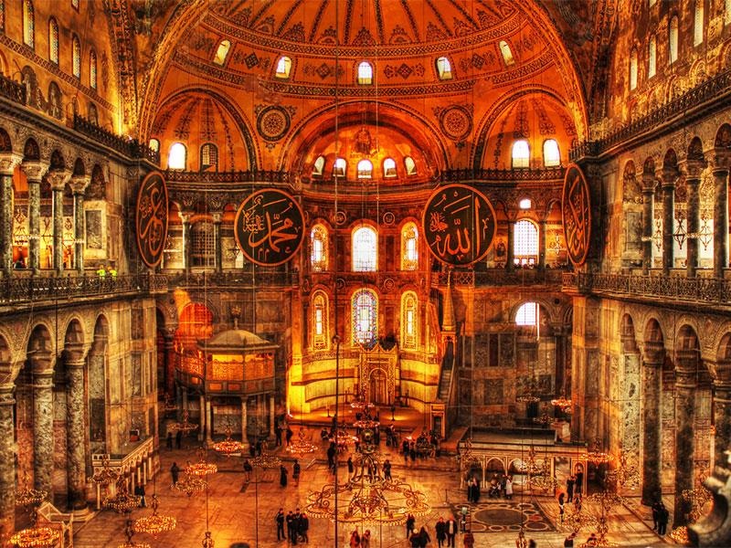 Corpus Suites Istanbul