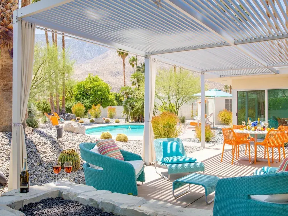 Atomic Hummingbird Holiday home 3