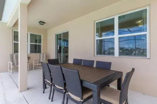 7BR Villa - 4731 Blue Diamond Street