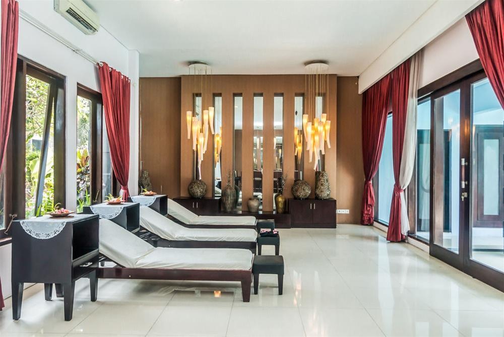 ZEN Rooms Tuban Puri Grenceng — 4