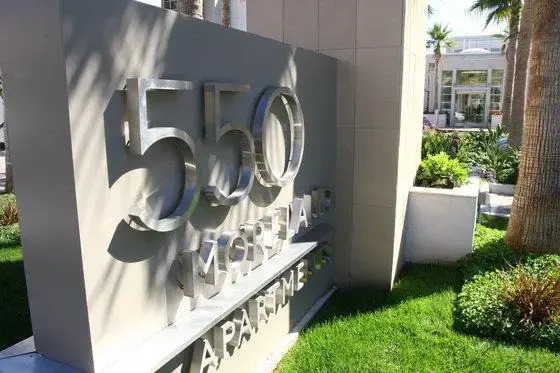 550 Moreland 2806 Ultra Deluxe 2 2 in Santa Clara by RedAwning
