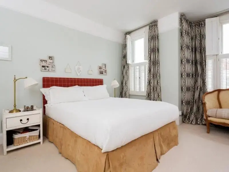 Veeve 3 Bed Family House Gowan Avenue Fulham