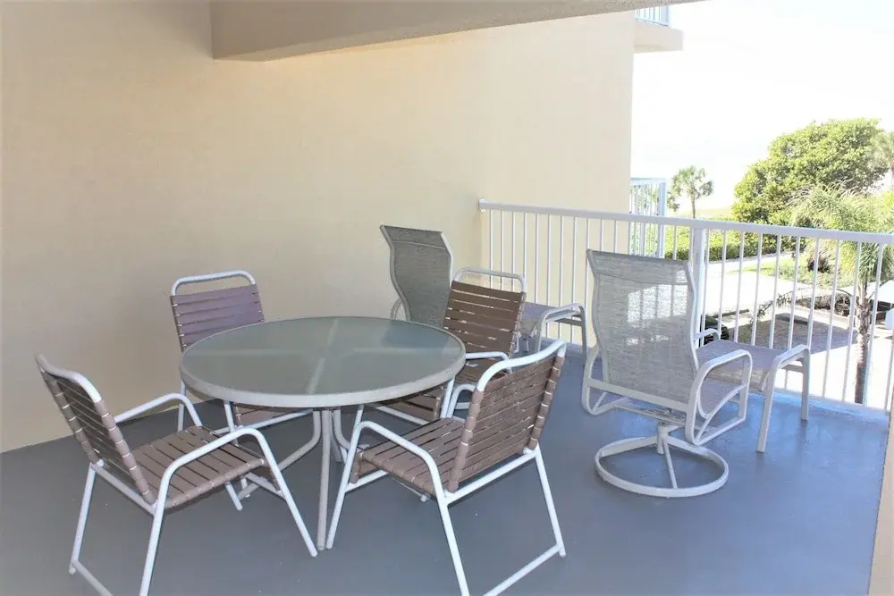 Jamaica Royale - T43 - 2 Br Condo