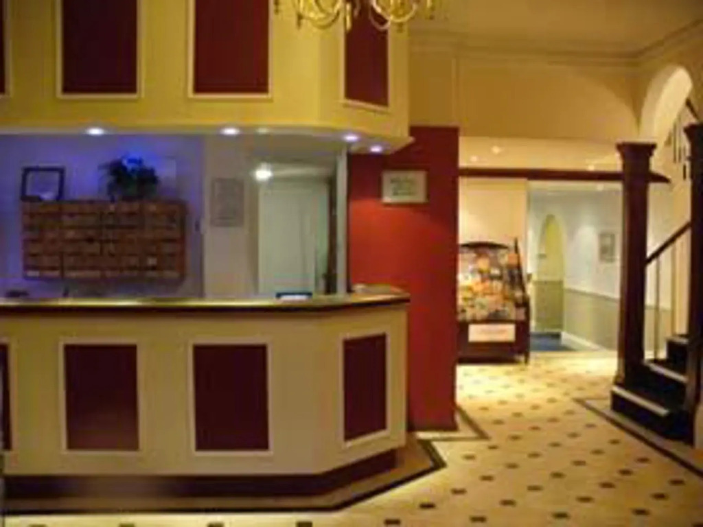 Image 4