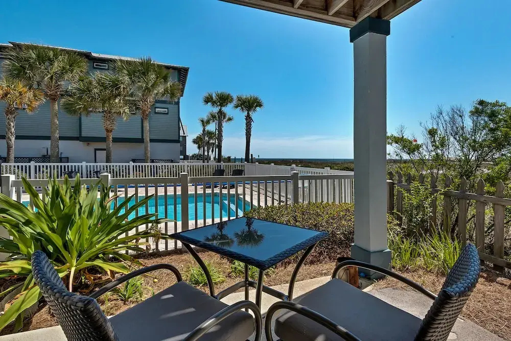 13 Seawinds Ct Heart And Sol - Six Bedroom House