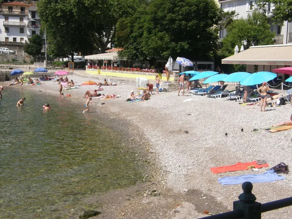 Beach & Waterfront