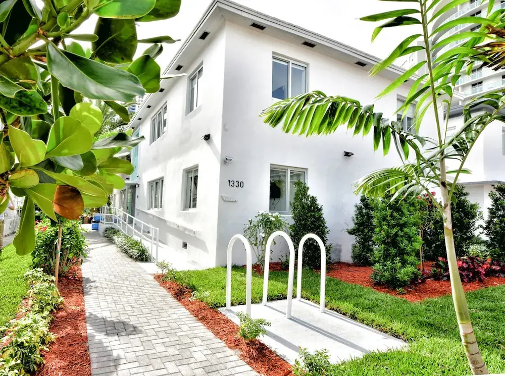 Dolce Suites South Beach