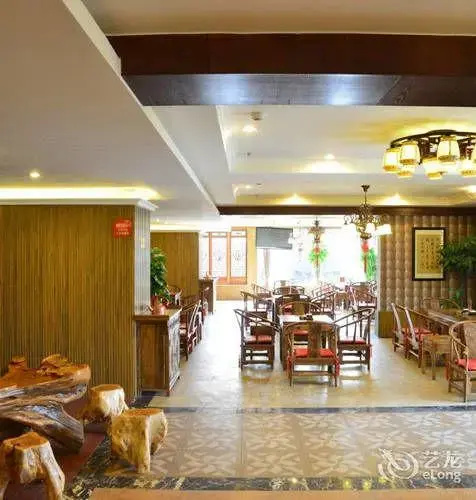 Food & Beverage