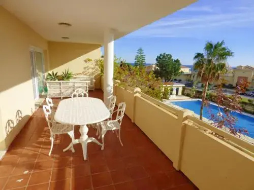 Balcony & Terrace