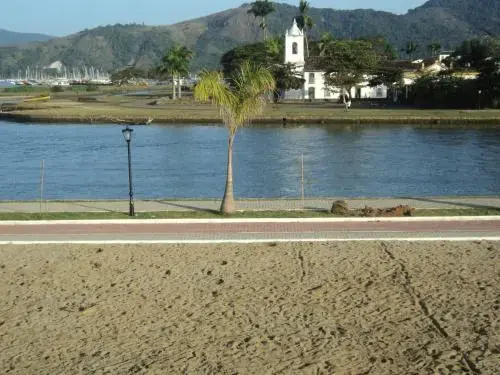 Beach & Waterfront