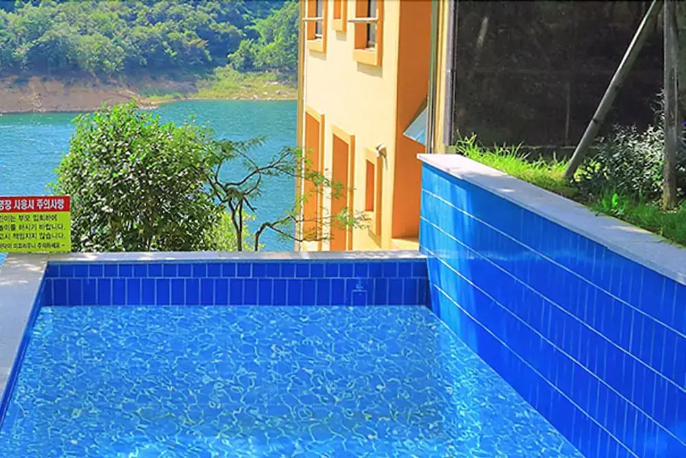 Suncheon Golden Lakeside Pension - фото 16