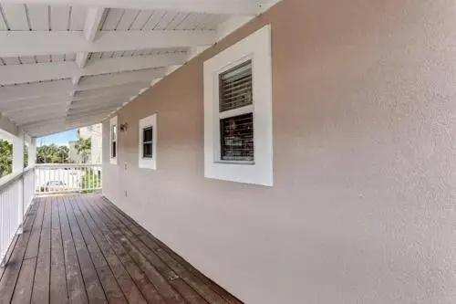 3100 C S. Fletcher 4 Br Home