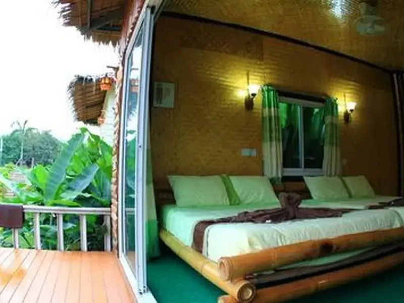Archa Buri Resort
