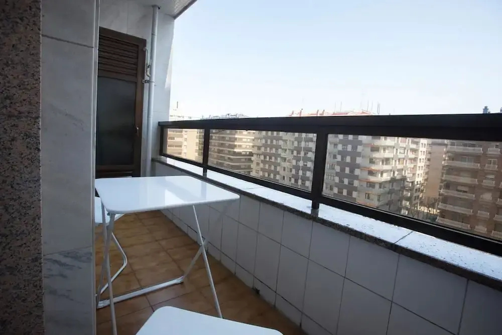 Basque by People Rentals
