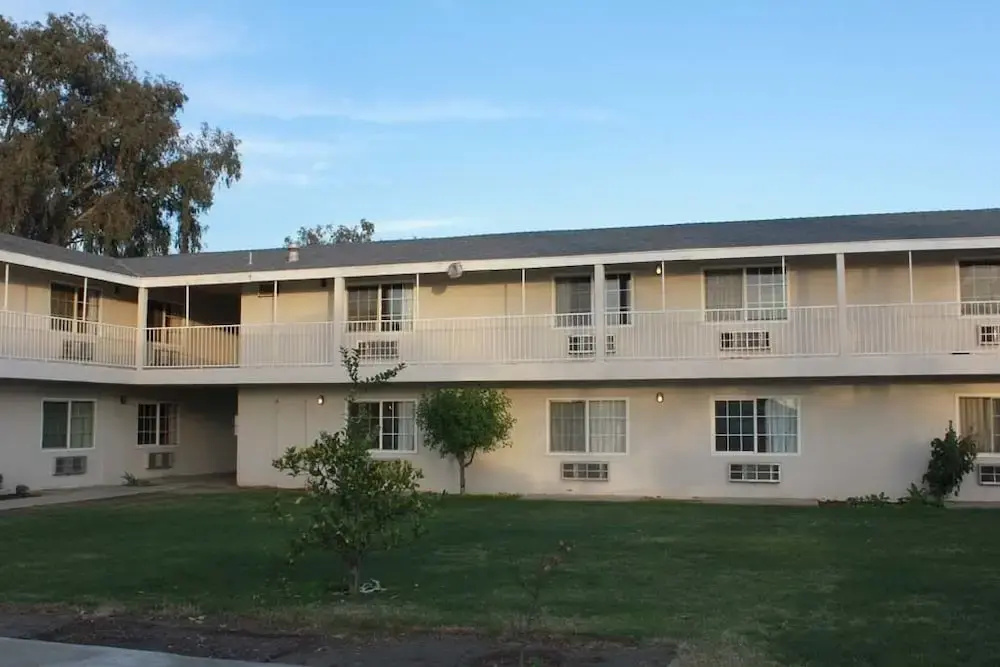 Holiday Lodge