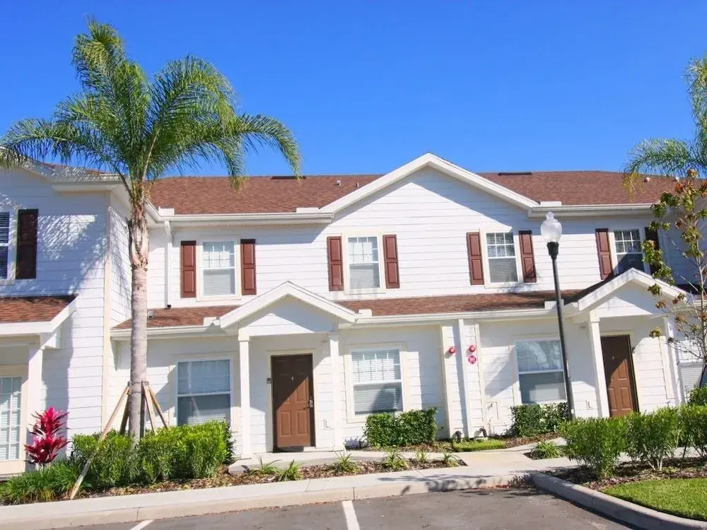 vacation home rental getaway 3 Br apts by RedAwning