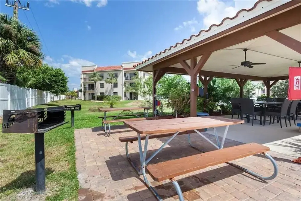 Ocean Village Club J14