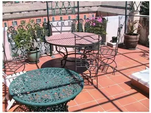 Balcony & Terrace