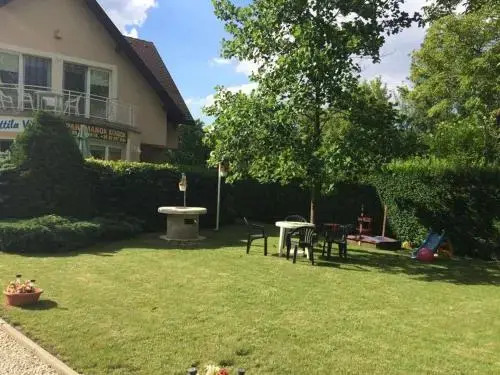 Attila Villa - фото 2