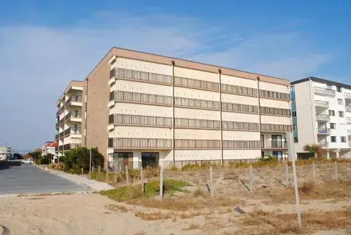 Spinnaker 33 - 2 Br Condo