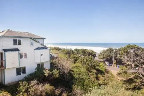 Alta Marea Shore - 3 Br home by RedAwning