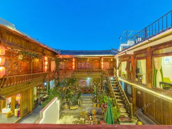 Lijiang Yinyu Inn