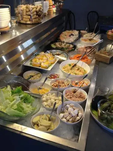 Food & Beverage