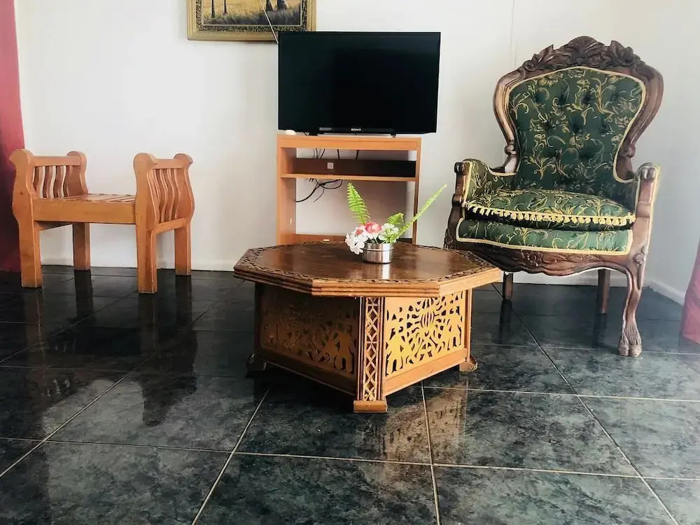 Lobby & Reception