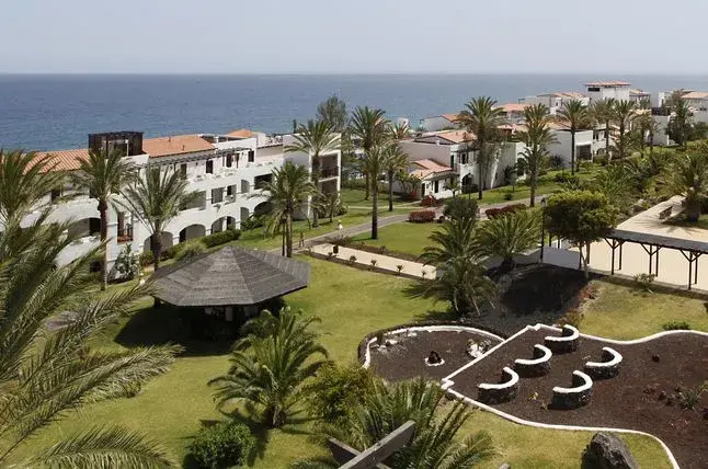 Beach & Waterfront