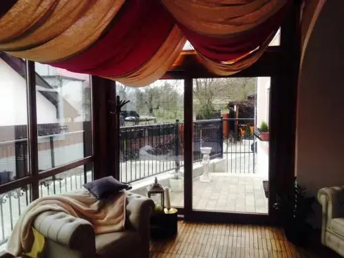 Balcony & Terrace
