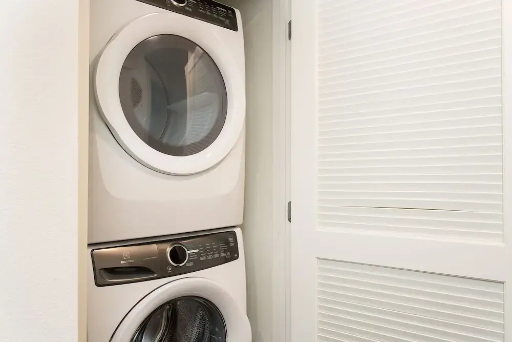 Brand New Downtown LA Luxury Penthouse — фото