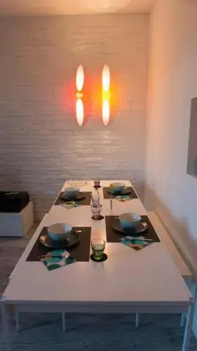 Food & Beverage