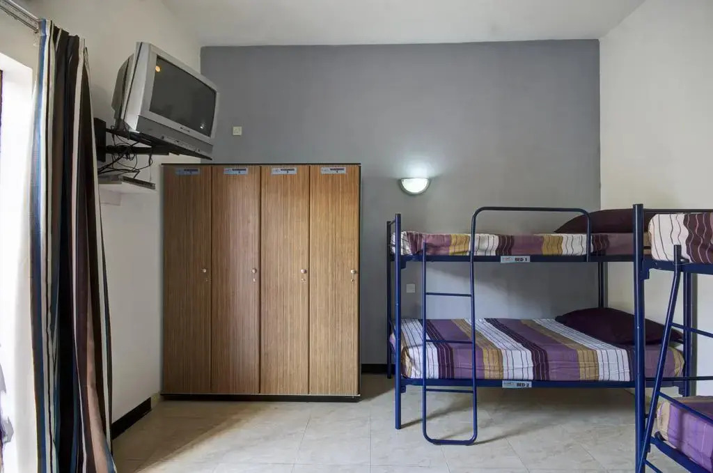 gallery_image_hidden_15