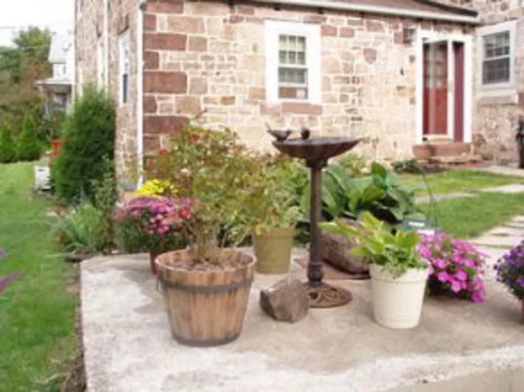 Historic Schoeneck Hotel B&B LLC