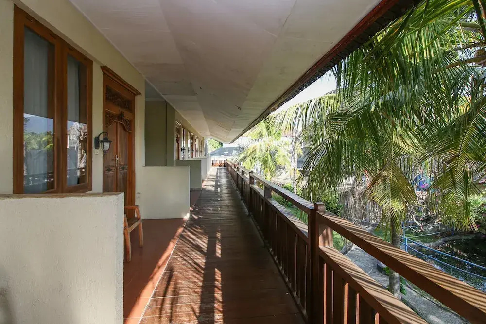 Balcony & Terrace