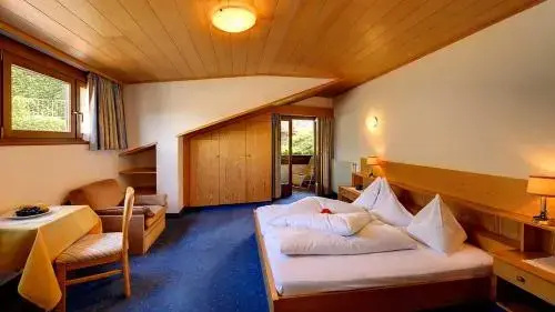 Hotel Tirol
