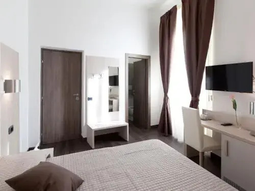 Campo de Fiori Suits by null