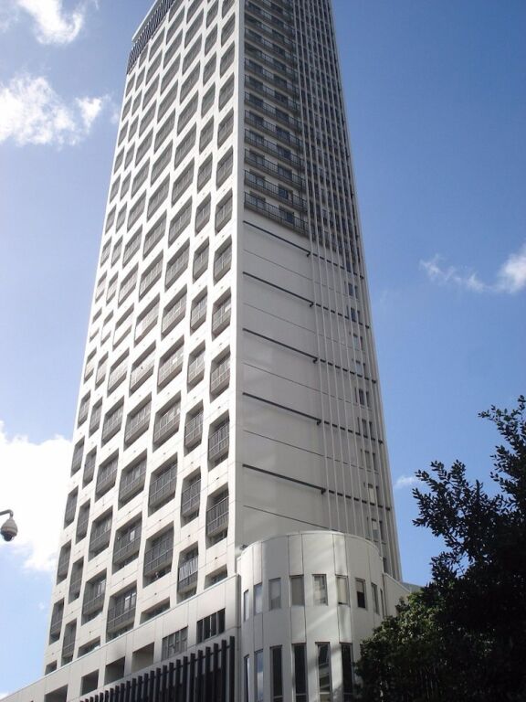 Отель Beautiful Studio with Pool & Gym, фото 13